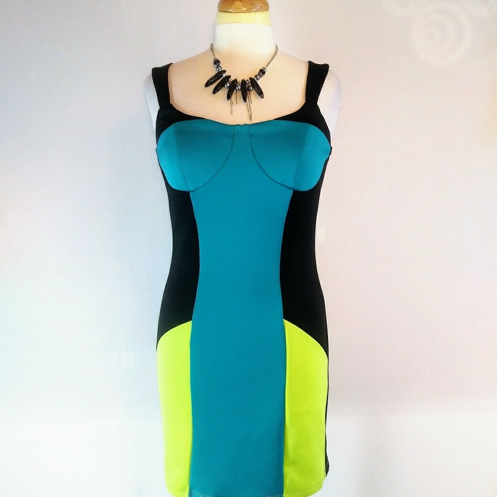 Wishes,Wishes,Wishes mini colorblock dress.Sz7.K34